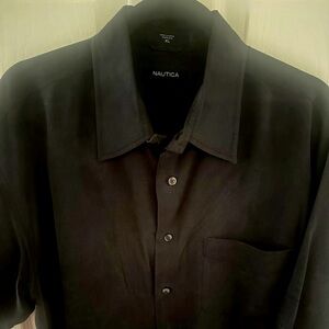 Men’s Nautica silk short sleeve shirt. XL. Black.